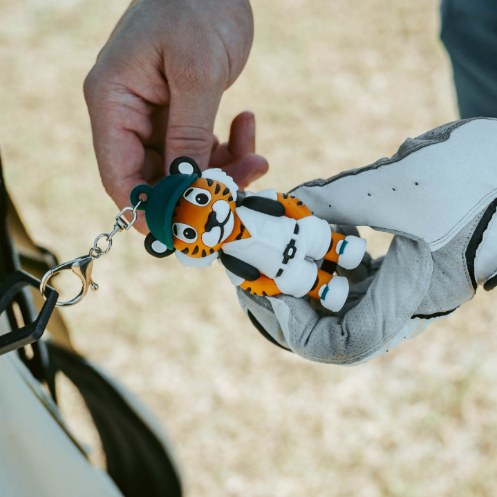 Best Golf Bag Accessories – Tiger Caddy Golf Tee Holder for Every Golfer